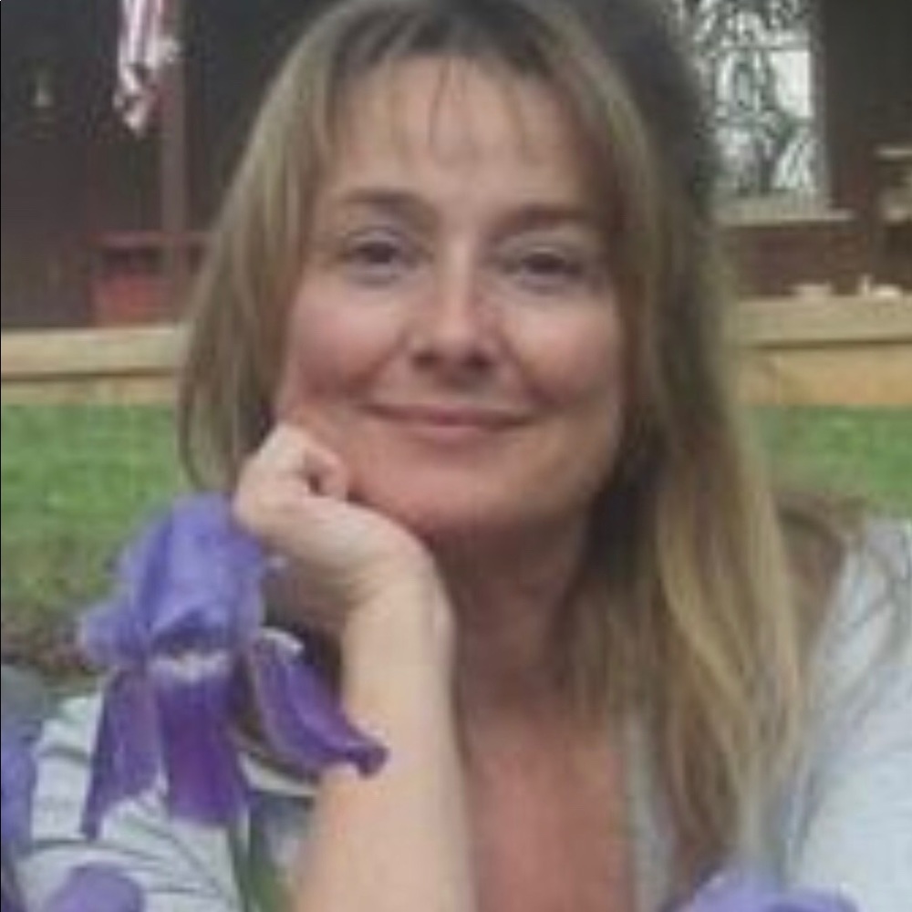 Meet your Posher, Regina